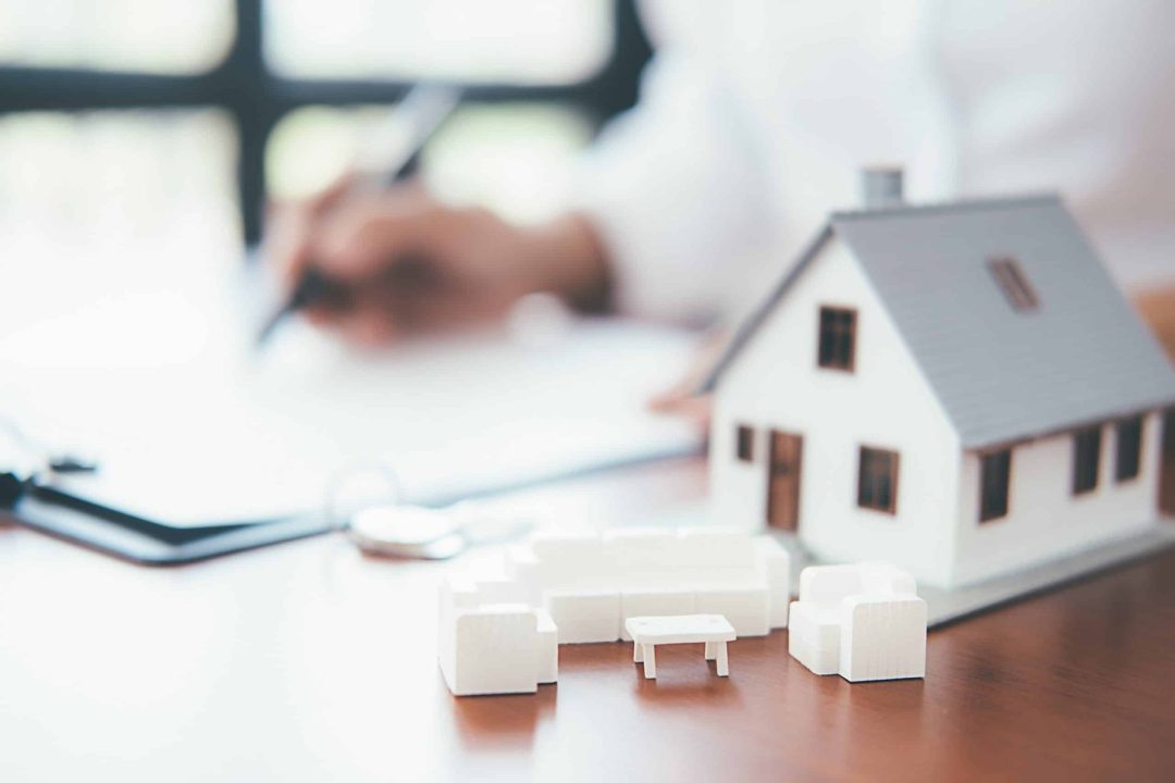 découvrez des solutions d'assurance habitation abordables qui protègent votre foyer sans grever votre budget. comparez les offres et trouvez la couverture idéale pour votre logement.